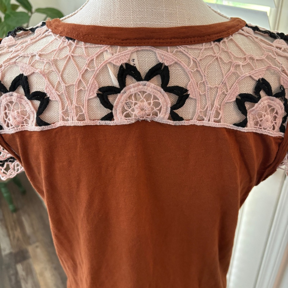 Anthropologie Womens Crochet Lace Flutter Sleeve Top Cotton Burnt Orange Medium - Picture 9 of 15
